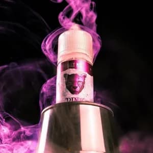 بينك بانثر الشهيرة آيس