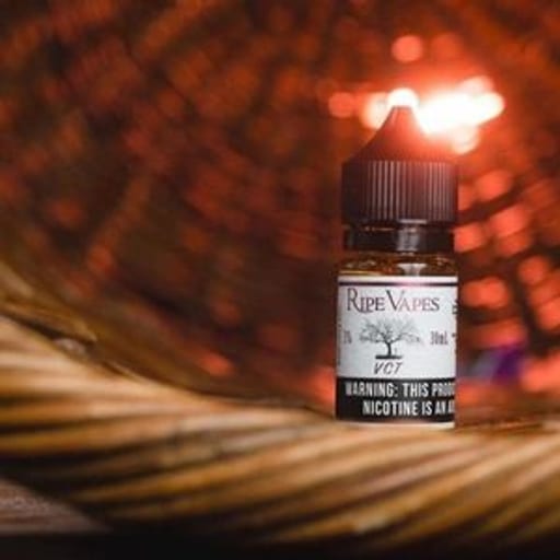 نكهة VCT توباكو كاسترد فانيلا من Ripe Vapes بحجم 30ML - صورة رقم 2 - نكهة VCT، نكهة توباكو فانيلا، Ripe Vapes VCT، نكهات فيب 30ML، سولت نيكوتين السعودية، أجهزة البود، نكهات توباكو كاسترد، فيب السعودية، نكهات سولت نيكوتين، شراء نكهات فيب. | تسوق الآن من روقان